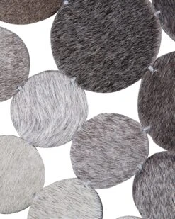 Matto Lehmännahka Harmaa 140 Cm HILVAN -Koti Kaluste undef src sa picid 689644 type whitesh image