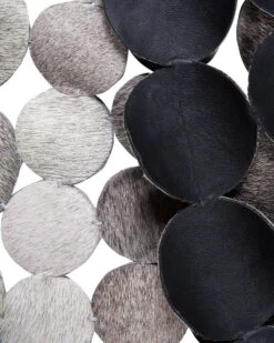 Matto Lehmännahka Harmaa 140 Cm HILVAN -Koti Kaluste undef src sa picid 689645 type whitesh image