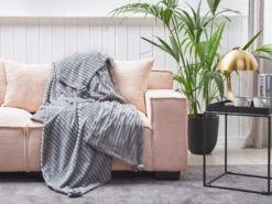 Huopa 150 X 200 Cm Harmaa KAWERI -Koti Kaluste undef src sa picid 810896 type color image