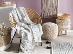 Viltti 130x150 Cm Vaaleanharmaa YAMALAK 16 Viltti 130x150 Cm Vaaleanharmaa YAMALAK -Koti Kaluste undef src sa picid 820998 type whitesh image